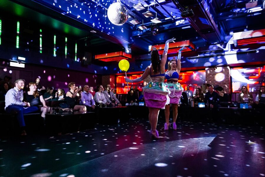 London: Burlesque Cabaret Show in the West End - Planning dinner and the rest of your night