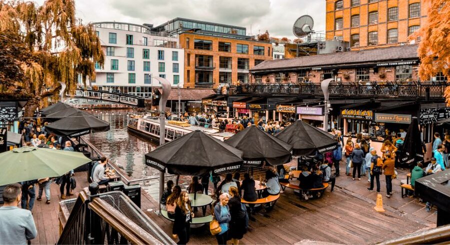 London: Camden Walking Tour - The guides and the tone of the walk