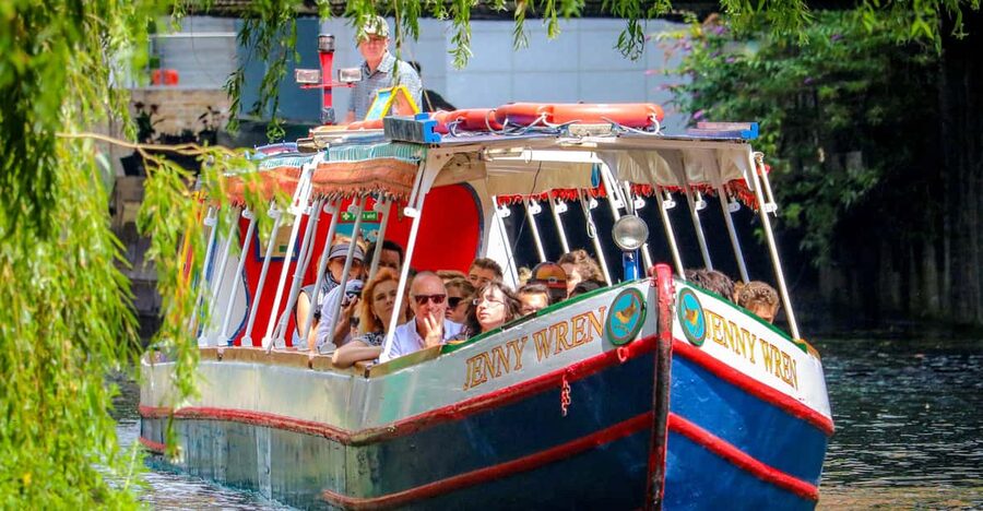 London: Canal Boat Ride on Camden Lock - Five things to know before boarding