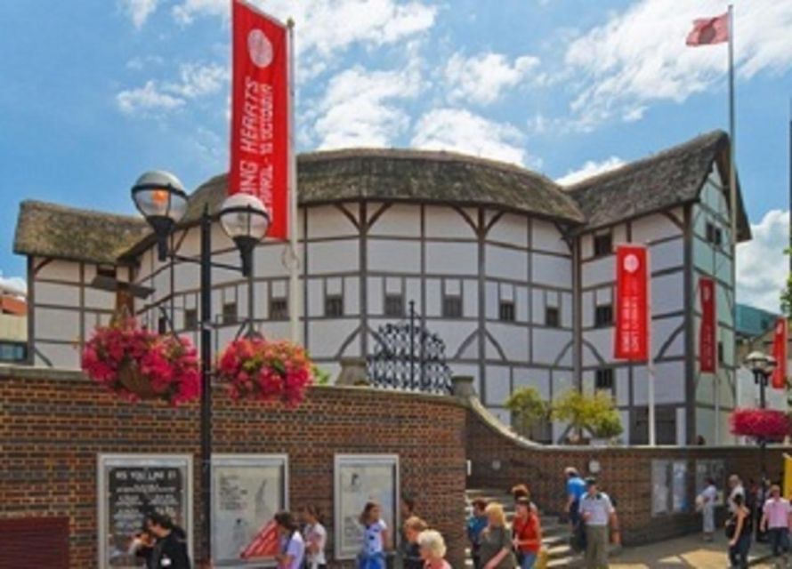 London: Castles & Bridges (Private Tour): 15+ Sights - South Bank in 40 minutes: ships, theaters, and river views
