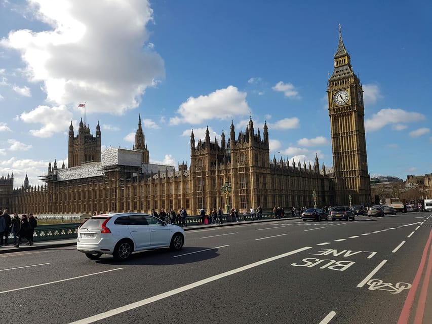 London: Changing of the Guard Experience Private Tour Guide - Four lesser-known streets and the 18th-century winery