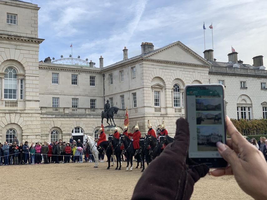 London: Changing of the Guard Private Group or Family Tour - Walking toward Buckingham Palace