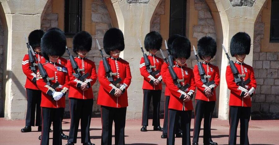 London: Changing of the Guard & Westminster Abbey - Key points to know before booking