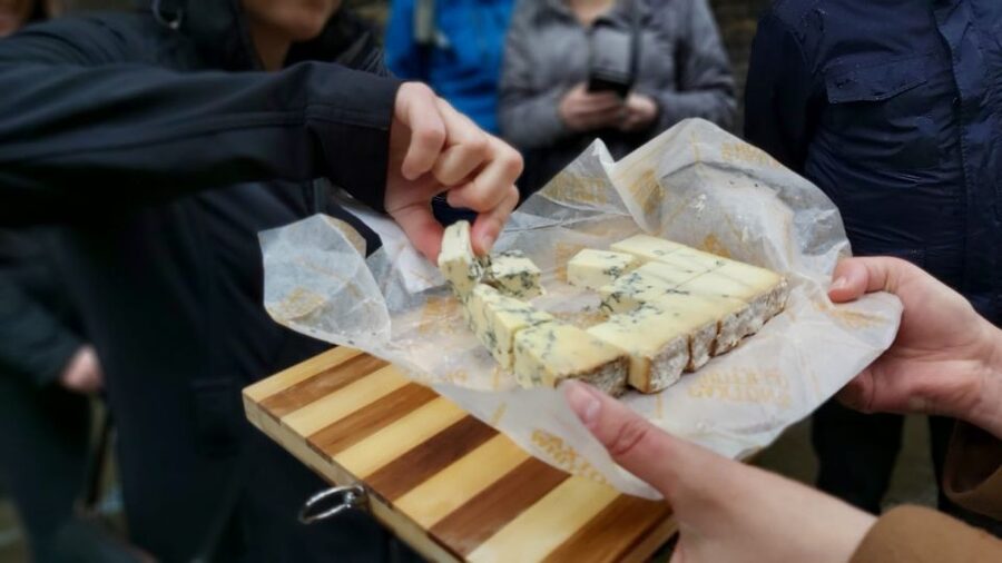 London: Cheese Walking Tour with Tastings - Meeting by the Goddess Diana statue