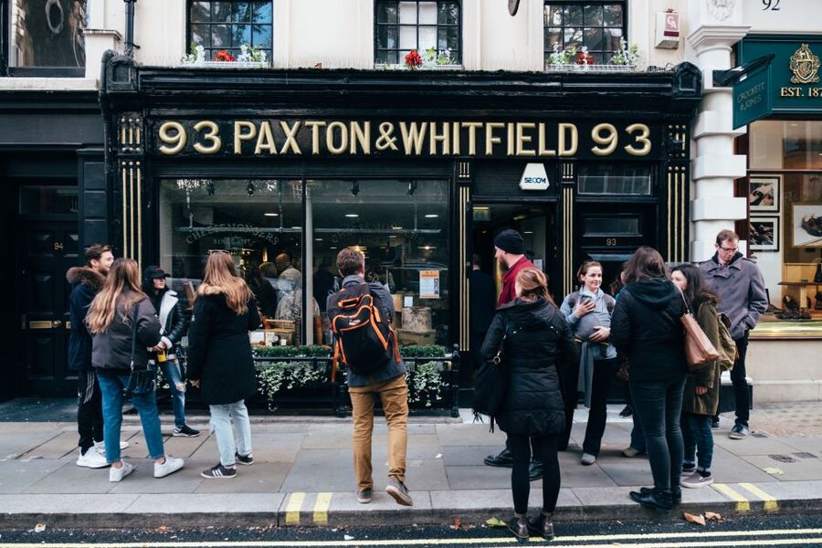 London: Cheese Walking Tour with Tastings - Fortnum & Mason and the serious business of Stilton