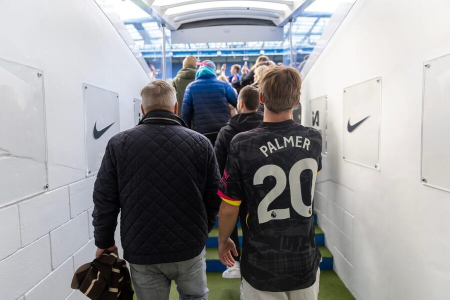 London: Chelsea FC Museum and Stamford Bridge Classic Tour - Match-worn items and digital photo stops