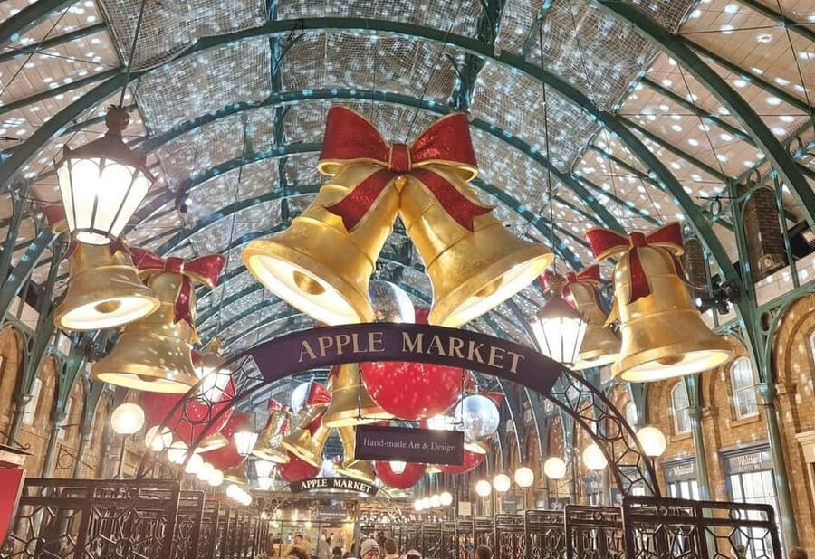 London: Christmas Lights Guided Walking Tour - Bond Street’s polished Christmas mood