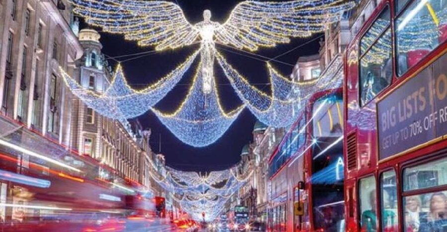 London: Christmas Lights Nighttime Bus Tour with Live Guide - Trafalgar Square and the tall Christmas tree