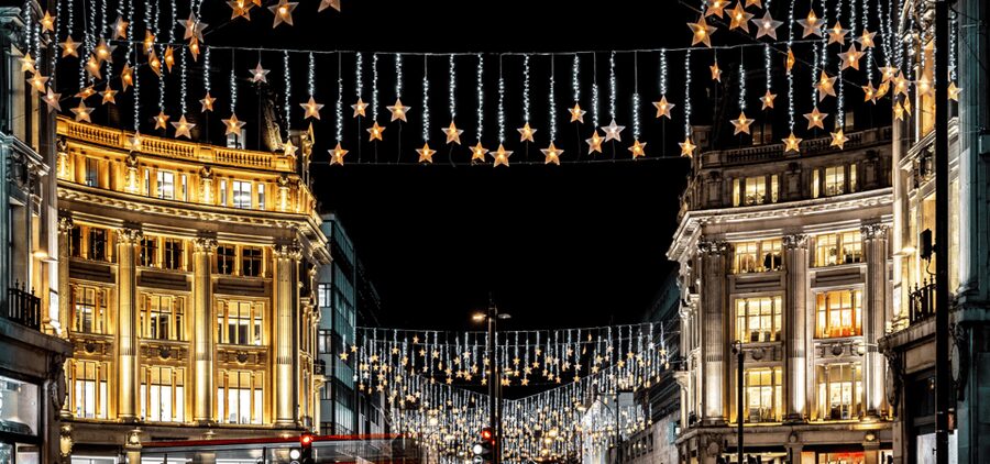 London: Christmas Lights Self Guided Walking Tour - St Martin-in-the-Field and the route’s quieter detail