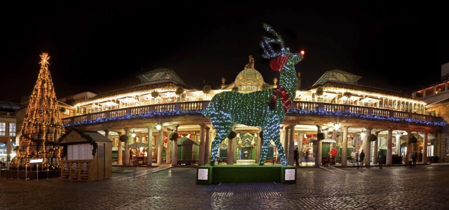 London: Christmas Lights Self Guided Walking Tour - Piccadilly and the bright West End