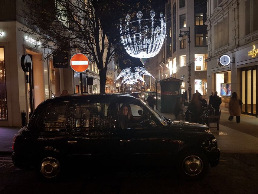 London: Christmas Lights Tour in a Black Cab - Why a black cab works so well at Christmas