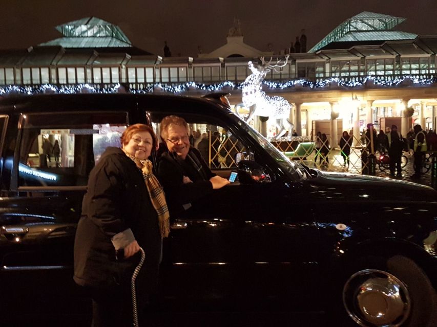 London: Christmas Lights Tour in a Black Cab - Illuminated London from the cab window
