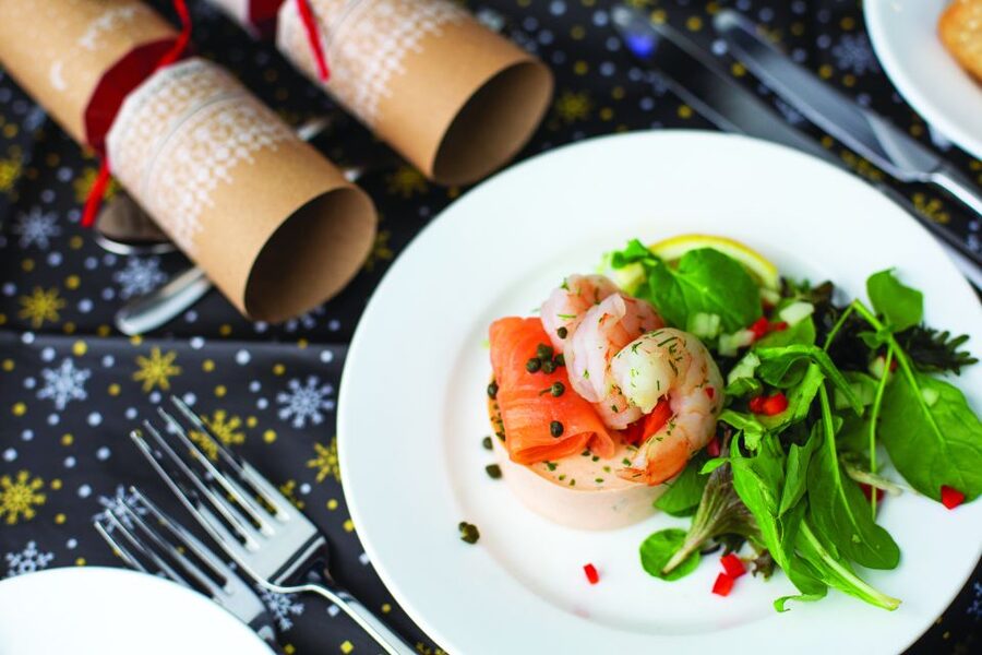 London: Christmas Party Lunch Cruise - Is $101 good value for this London Christmas cruise?