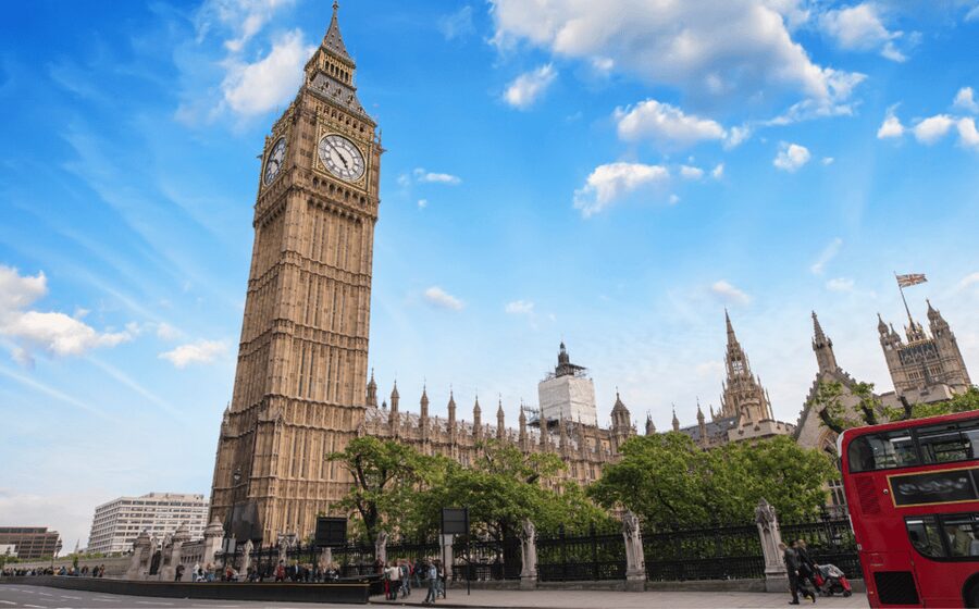 London: Churchill and World War 2 Walking Tour in London - How good is the guide?