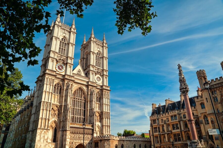 London: City Tour with River Cruise & London Eye - The Tower of London and the Crown Jewels