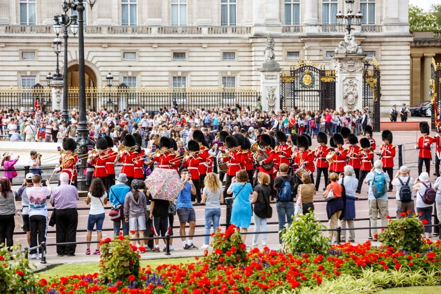 London: Classic Gold 3.5-Hour Bike Tour - Covent Garden and a scheduled break