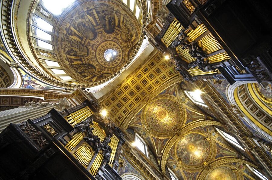 London: Crown Jewels Tour with River Cruise - Should you book the Crown Jewels and Thames cruise tour?