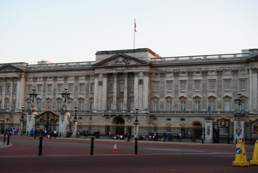 London: Customizable Walking Tour with Private Guide - Cancellation and Booking Flexibility