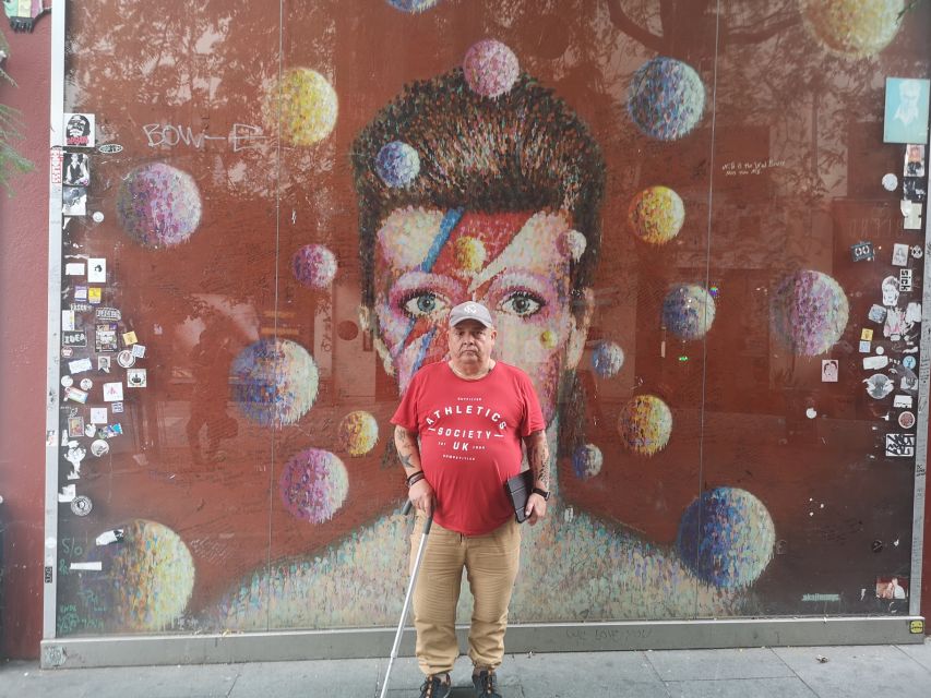 London: David Bowie Walking Tour - Moving from childhood to Soho ambition