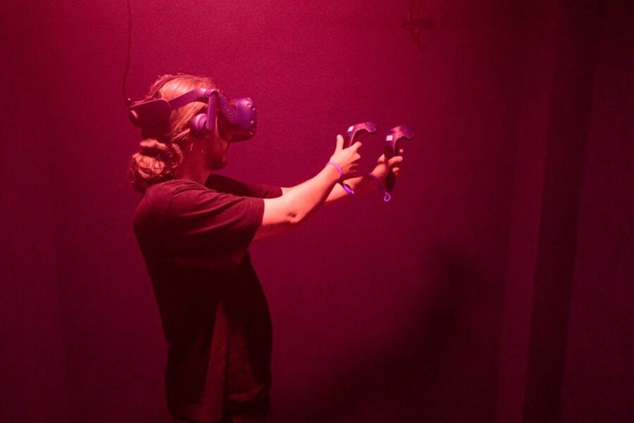 London: DNA VR experience in Hammersmith - Graphics, controls, and the learning curve