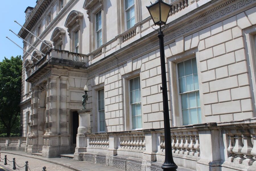 London: Downton Abbey Guided Walking Tour - Branson and Sybil’s confession