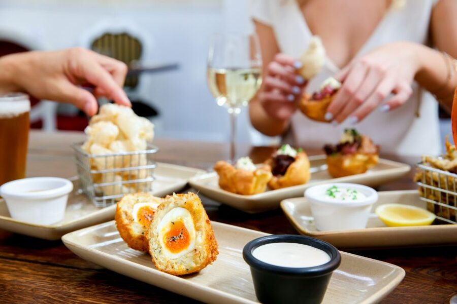 London: East End British Food & Drinks Private Walking Tour - What the $218 price really covers