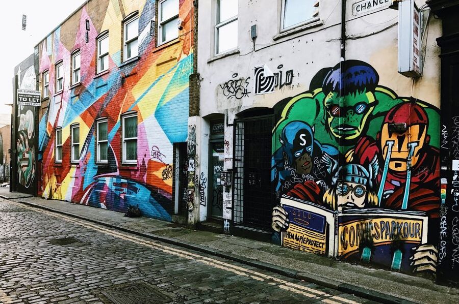 London East End - Guided Walking Tour 12 guests 2,5h - The Truman Brewery and the changing East End