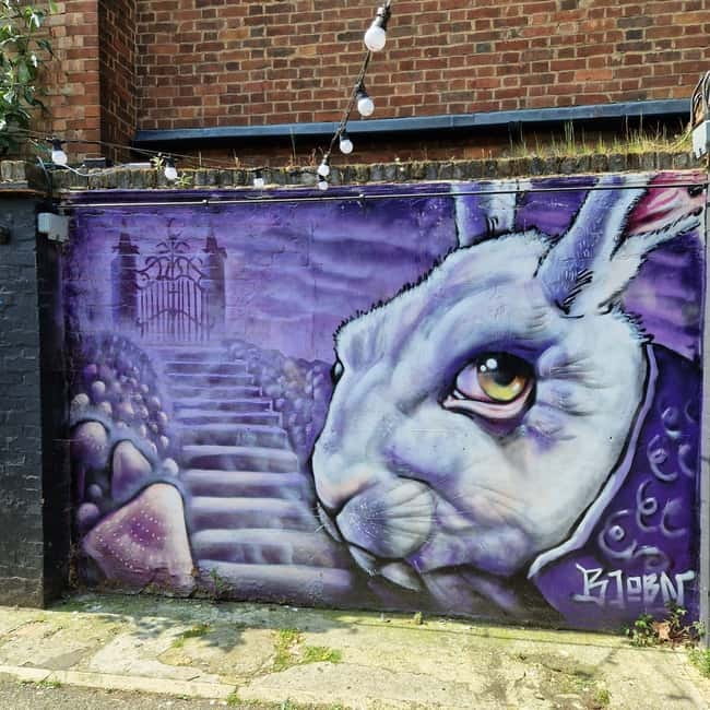 London: East End Instagrammable Street Art & Graffiti Tour - Princelet Street and the strength of community art