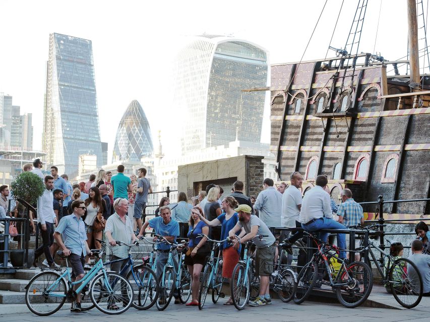 London: East London Town 3.5-Hour Bike Tour - Starting at 74 Kennington Road in Kennington