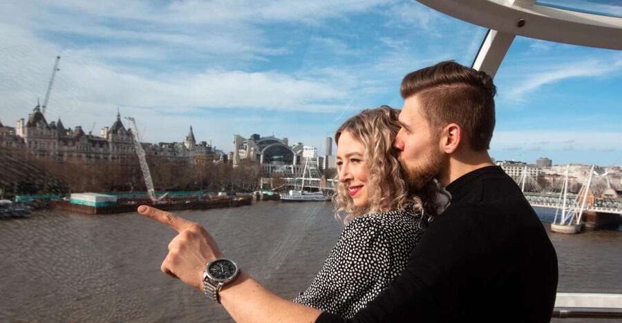 London Eye Private Capsule Experience for Couples or Groups - A private London Eye ride at 135 meters