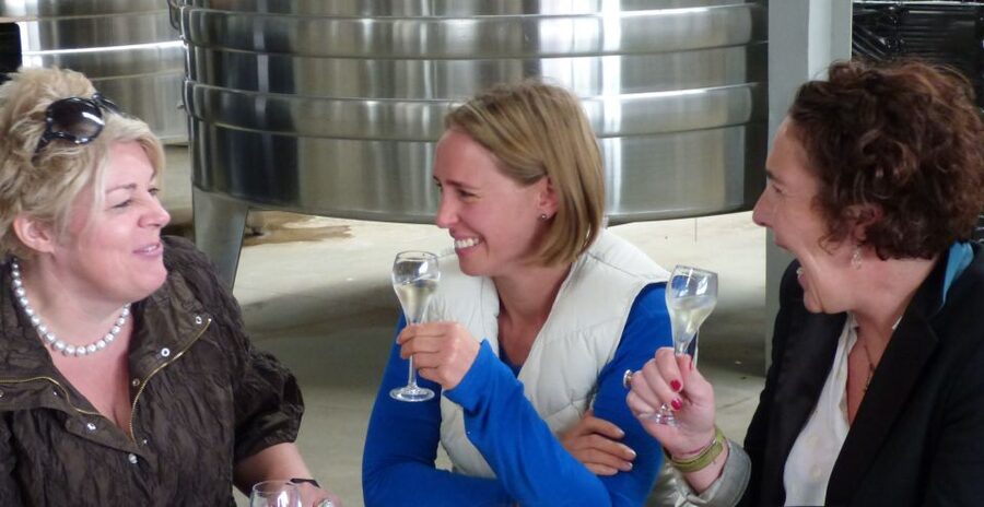 London: Full-Day English Wine Tour with Lunch - The return to London takes about 95 minutes