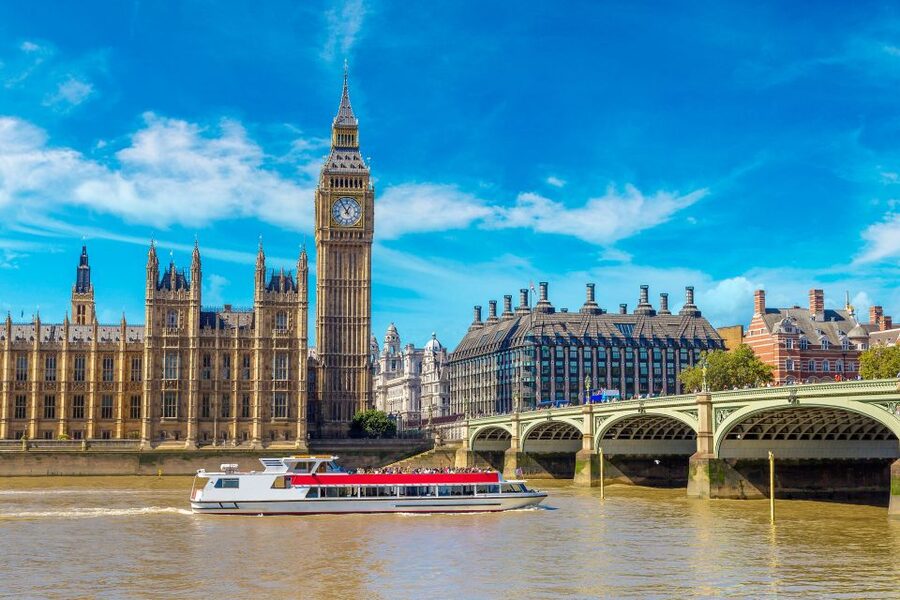 London: Full-Day London Bus Tour - Seeing London from the coach
