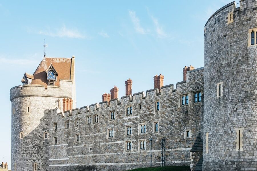 London: Full-Day Windsor, Stonehenge, and Oxford Tour - Who should book this tour?