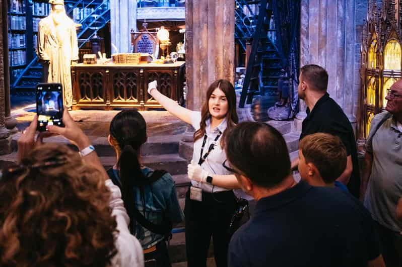 London: Fully-Guided Making of Harry Potter Tour - Meeting by the Euston War Memorial
