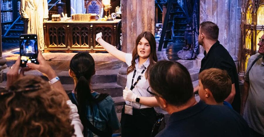 London: Fully-Guided Making of Harry Potter Tour - The first glimpse of the Great Hall