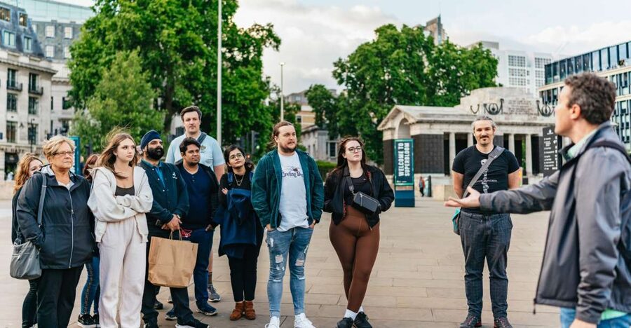 London: Ghastly Ghosts 2-Hour Walking Tour - Starting at All Hallows by the Tower