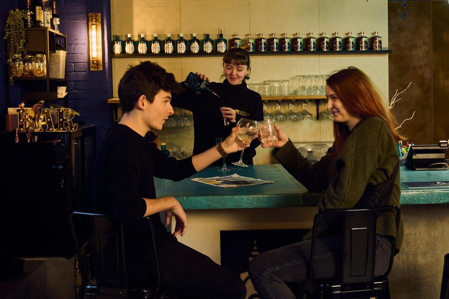 London: Gin Tasting & Masterclass - Four award-winning gins, four ways to taste