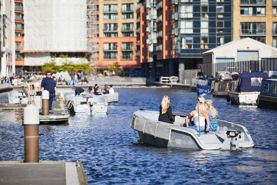 London: GoBoat Rental for Regent's Canal & Paddington Basin - What GoBoat London is really like