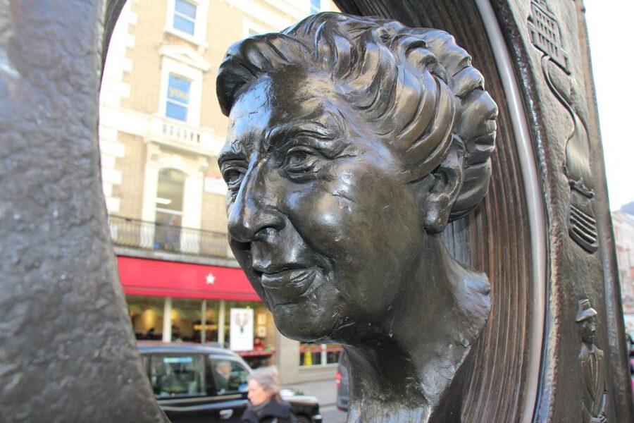 London: Guided Agatha Christie Walking Tour - How the two-hour format affects the experience