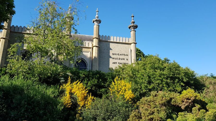London: Guided Day Trip to Brighton and Seven Sisters - The Royal Pavilion is Brighton’s most surprising stop