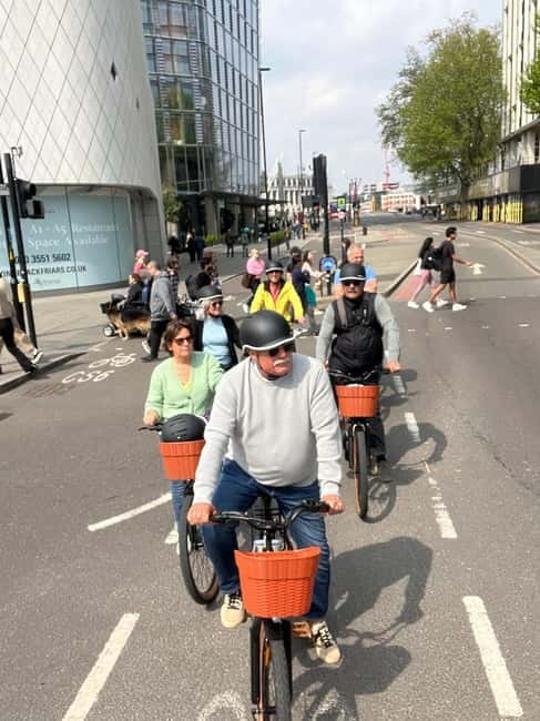 London: Guided E-bike Tour - Food, river views, and the Borough Market question