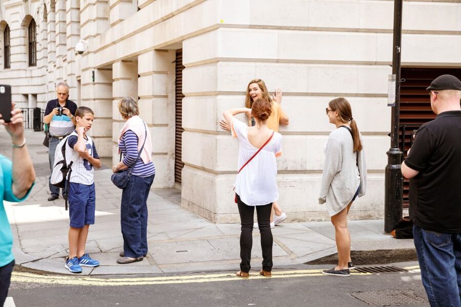 London: Guided Harry Potter Coach Tour of Locations - Finding the Ministry of Magic and 12 Grimmauld Place