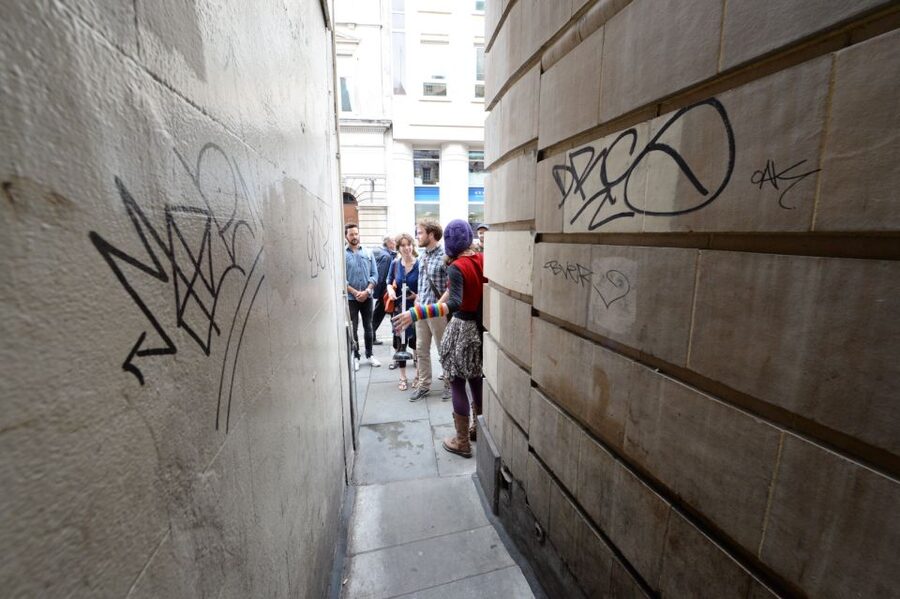 London: Guided Loo Tour - Key points at a glance