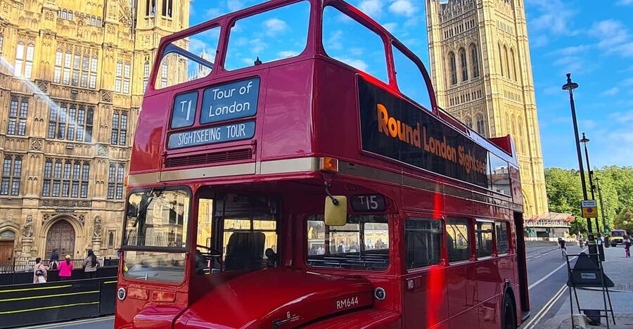London: Guided Sightseeing Tour on a Vintage Open-Top Bus - Five things to know before you climb aboard