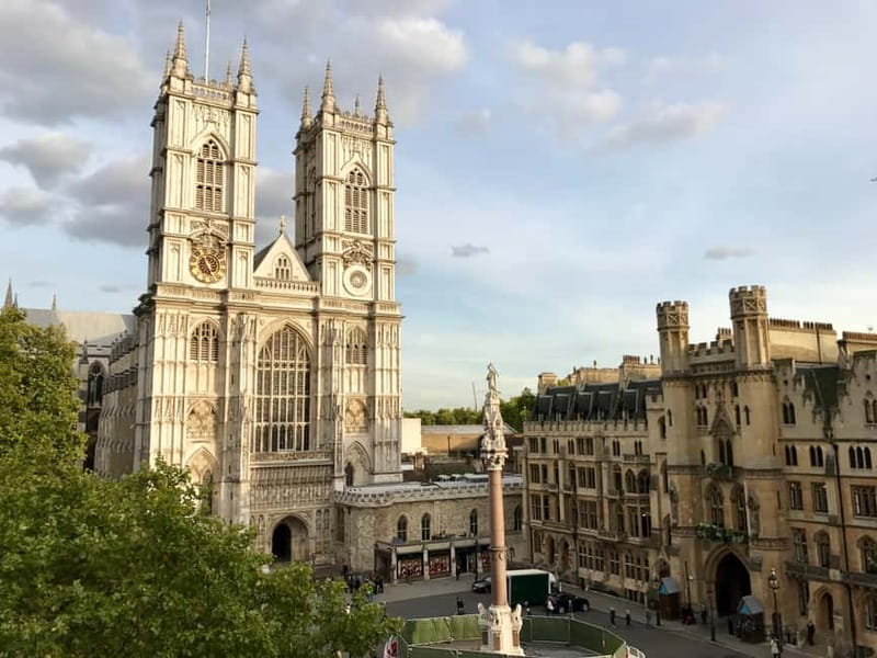 London: Guided Tour of Houses of Parliament & Westminster - Meeting at Parliament Square