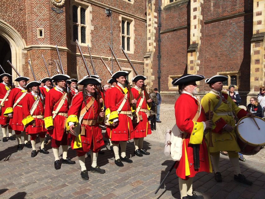 London: Hampton Court Private Guided Tour - How much value do you get for $465?