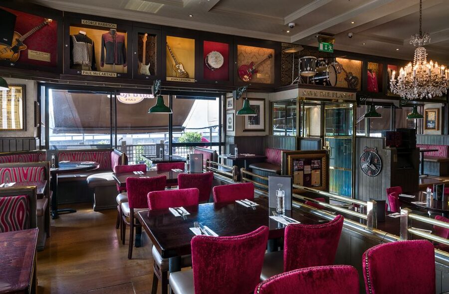 London: Hard Rock Cafe with Set Menu for Lunch or Dinner - Choosing between the Acoustic and Electric menus