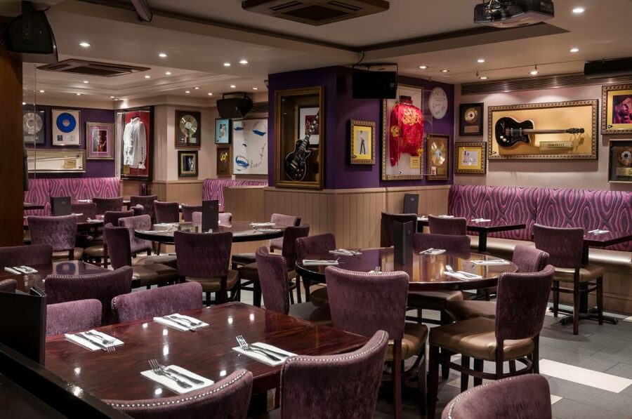 London: Hard Rock Cafe with Set Menu for Lunch or Dinner - Service, pace, and seating