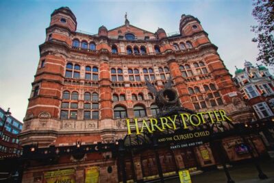 Harry Potter Movies Walking Tour (Kids Go Free)
