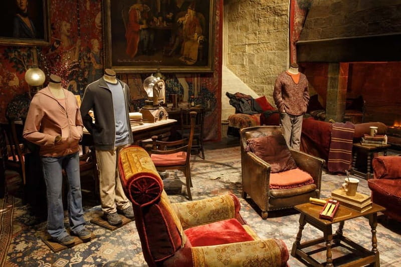 London: Harry Potter™ Studio Tour London & 4-Star Hotel Stay - Breakfast the next morning